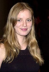 Actress sarah polley : 15