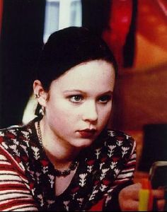 Actress thora birch : 3