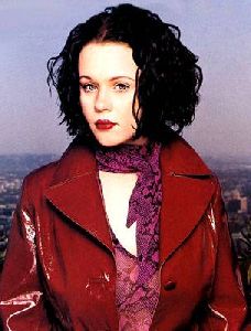 Actress thora birch : tb33