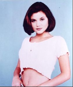 Actress tiffani amber thiessen : 18