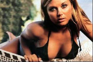 Actress tiffani amber thiessen : 2