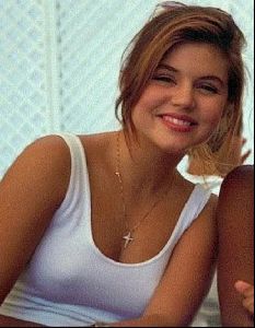 Actress tiffani amber thiessen : 93