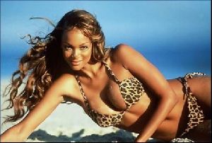 Actress tyra banks : 36