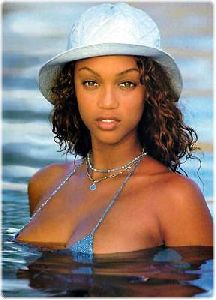 Actress tyra banks : tb21