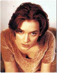 Actress winona ryder : wr15