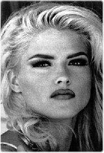 Female model anna nicole smith : ans12