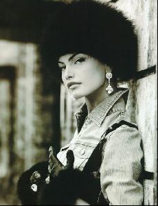 Female model gretha cavazzoni : 4