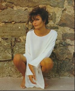 Female model helena christensen : 10