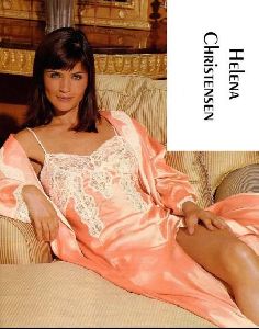 Female model helena christensen : 19