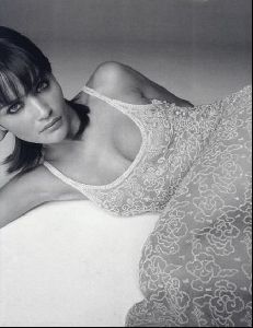 Female model helena christensen : 64