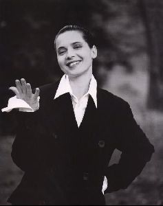 Female model isabella rossellini : 22