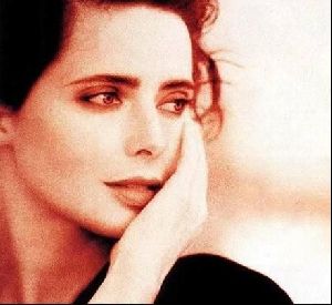 Female model isabella rossellini : 57