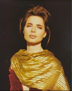 Female model isabella rossellini : 60