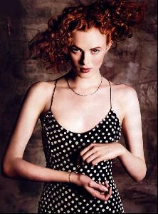 Female model karen elson : 20