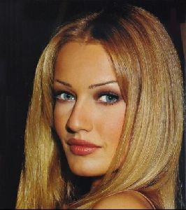 Female model karen mulder : 88