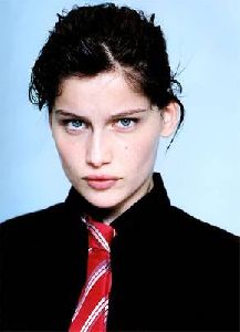 Female model laetitia casta : lc57