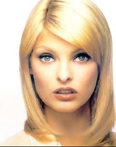 Female model linda evangelista : 78