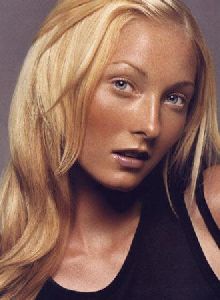 Female model maggie rizer : mr60