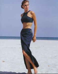 Female model niki taylor : 24