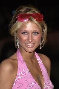 Female model paris hilton : ph22