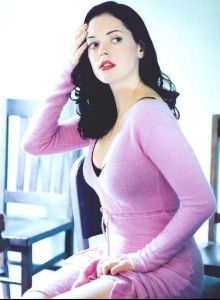 Female model rose mcgowan : 74