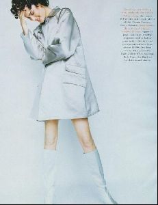 Female model shalom harlow : 92