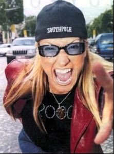 music anastacia newkirk : 32