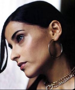 music nelly furtado : 22