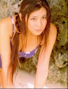 asian bikini models akiko hinagata : 11