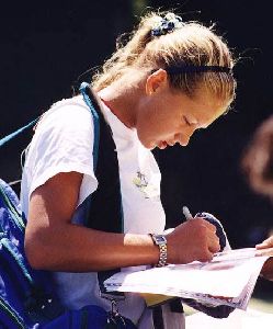 female athlete anna kournikova : anna27