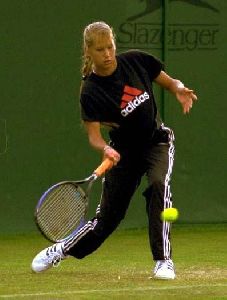 female athlete anna kournikova : anna28