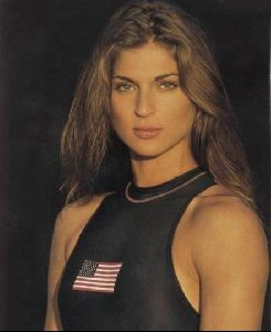 female athlete gabrielle reece : 30