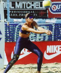 female athlete gabrielle reece : gr13