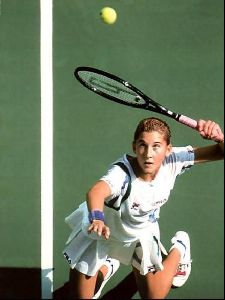 female athlete monica seles : 2