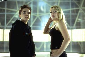 Frankie Muniz & Hilary Duff