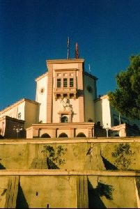 Cities Europe Albania : Former palace of King Zog, now military base