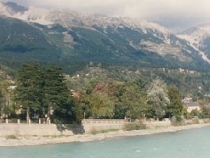 Cities Europe Austria : The Inn River in Innsbruck