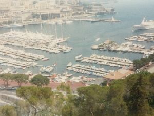 Cities Europe Monaco : Marinas, the boats probably owned by the exceptionally wealthy.