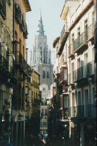 Cities Europe Spain : Looking at Toledo s Cathedral from the streets.