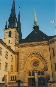 Cities Europe Luxembourg : Luxembourg s Notre Dame Cathedral