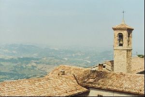 Cities Europe San Marino : Looking down at the countryside from the city of San Marino on Mount Tita