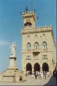 Cities Europe San Marino : The Palazzo Pubblico, where the legislative representatives of San Marino