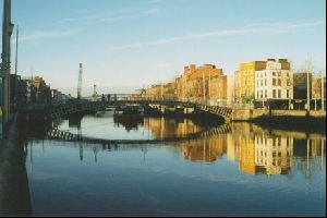 Cities Europe Ireland : This is of the River Liffey