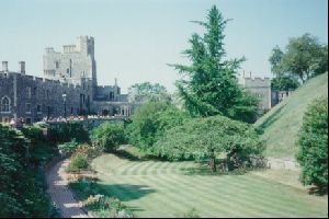 Cities Europe The United Kingdom : Garden in Windsor Castle