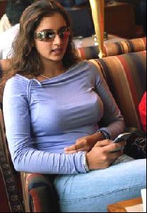 Female Athlete Sania Mirza : Sexy Sania Mirza Picture