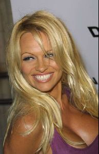 Pamela Anderson : Pamela Anderson-25