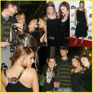 Fergie celebrates her 31st birthday at Citizen Smith with friends on March 28th 2006