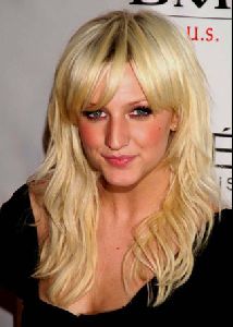 Ashlee Simpson : Ashlee 20Simpson-18