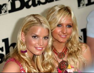 Ashlee Simpson : Ashlee 20Simpson-27