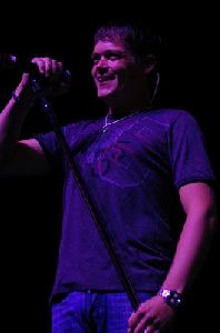 Music 3 Doors Down picture: 3 Door Down in Concert at the Allstate Arena 2002